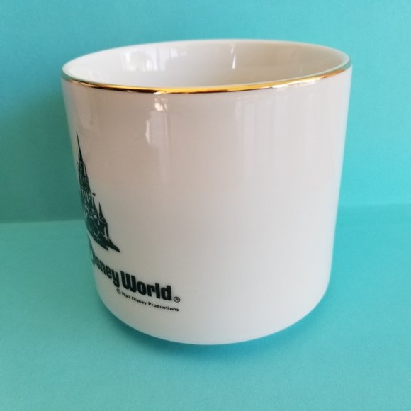 Vintage Walt Disney World Coffee/Tea/Hot Chocolate Cup/Mug w/Gold Rim NEW - Picture 4 of 7